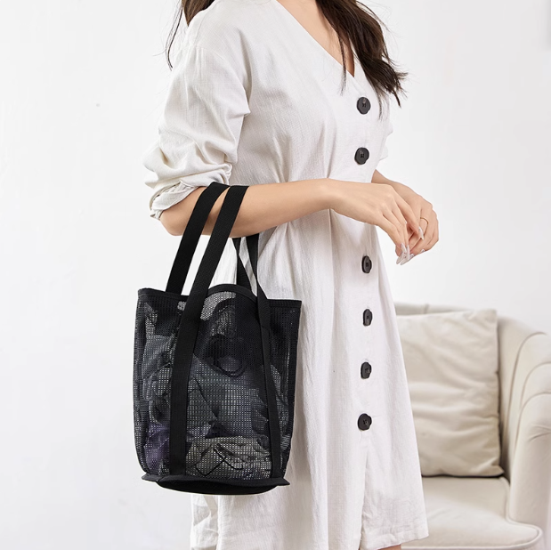 Hana Mesh Bag 20 x 10 x 27cm - Black