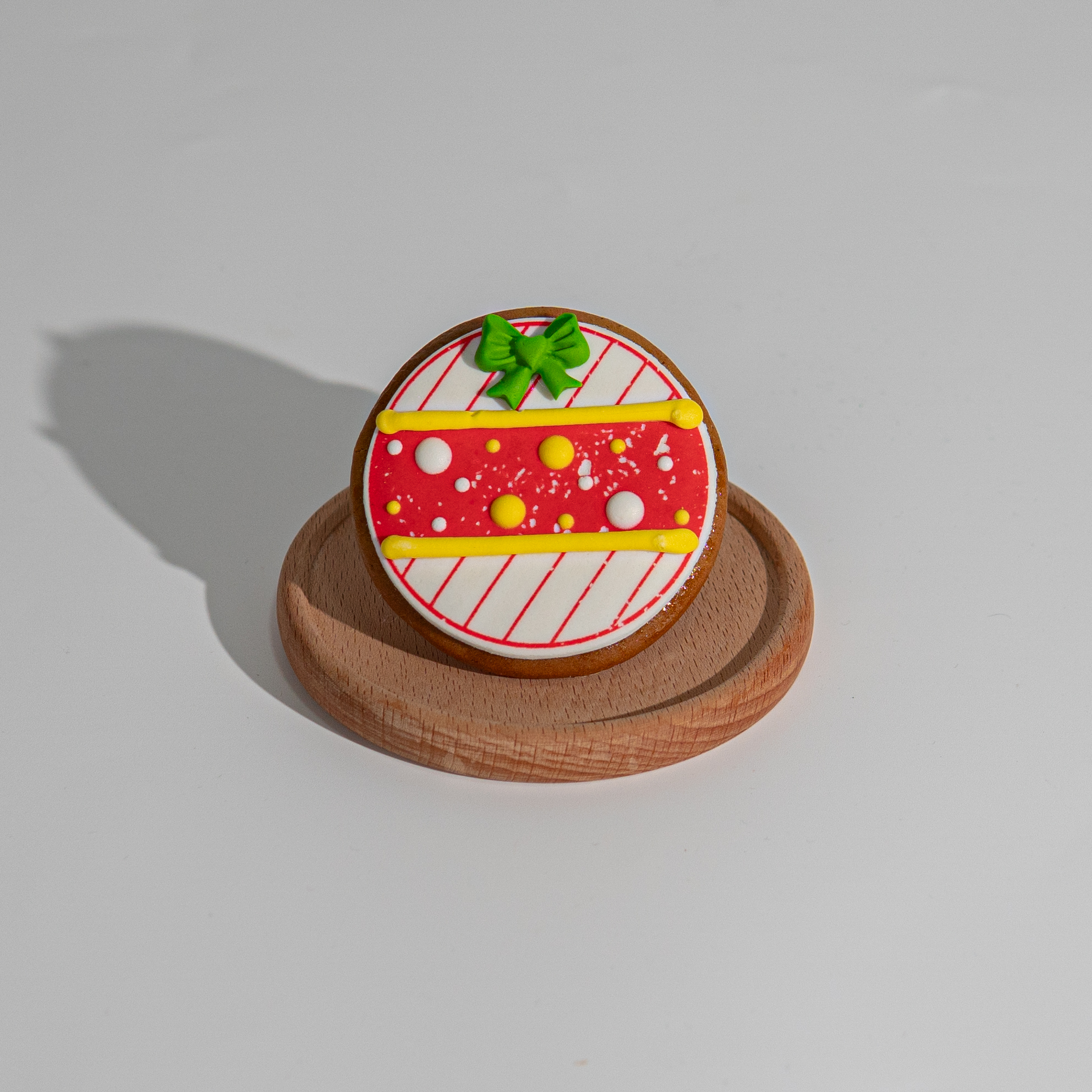 BELL Gingerbread Cookie | 6.5cm | Festive Decorated Treat
