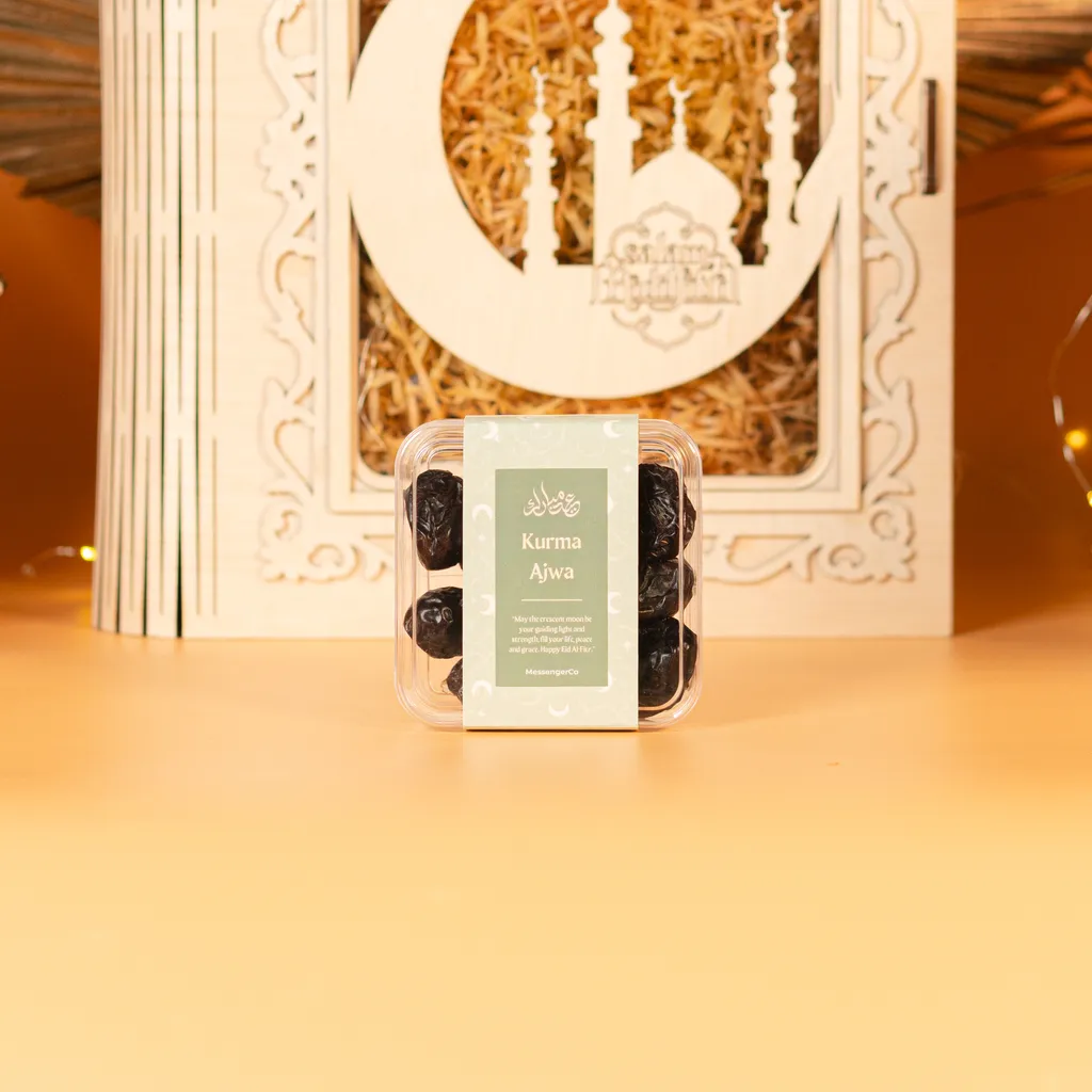 Kurma Ajwa Madinah | Ajwa Dates (300g) – Clear Container with Sticker