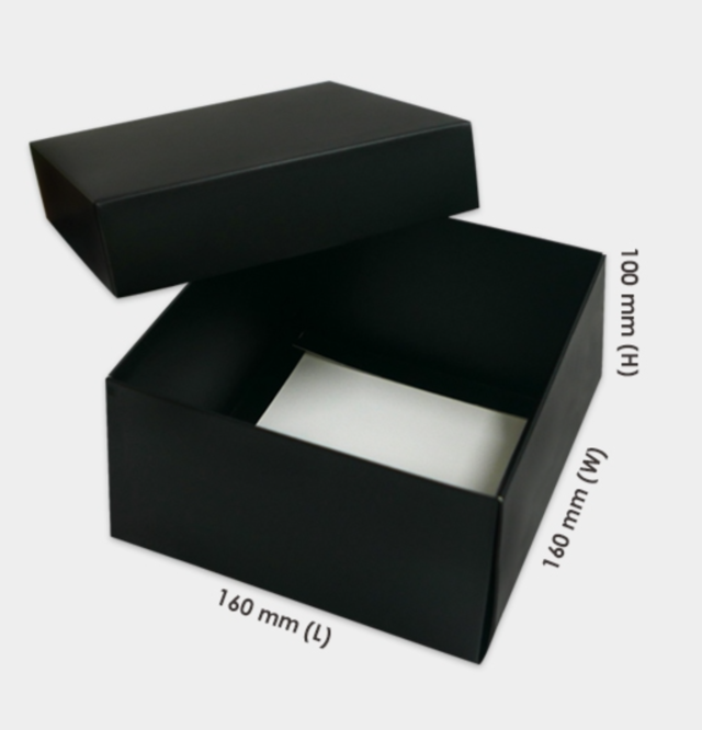 MEDIUM SQUARE MATTE BLACK PREMIER GIFT BOX 160mm  x 160mm x 100mm