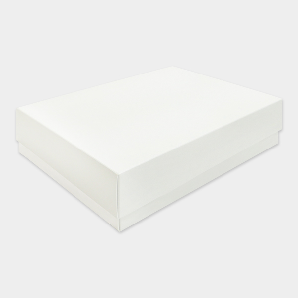 MEDIUM A4 WHITE PREMIER GIFT BOX 310*230*75mm