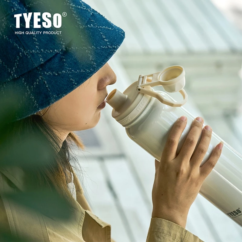 TYESO Vacuum Insulated Tumbler Sport Bottle (600ml) Purple