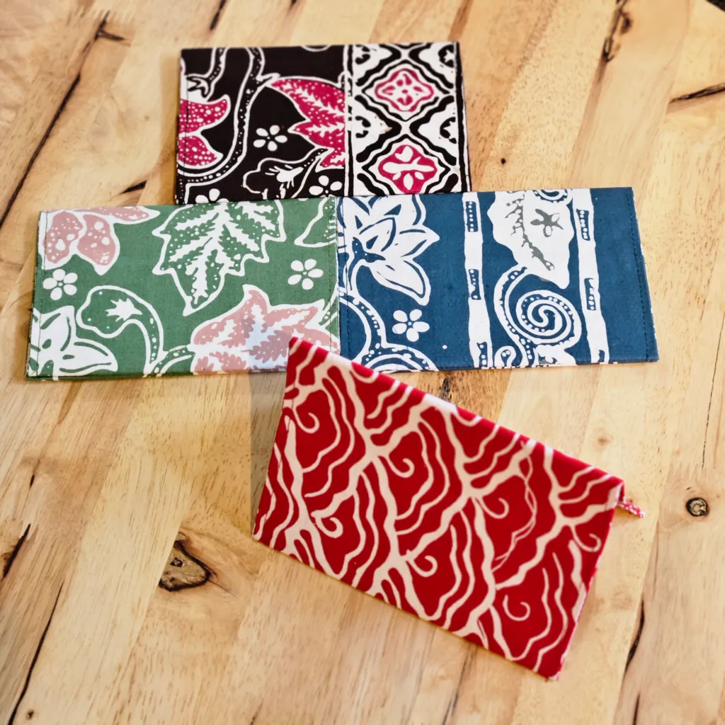 Dignity Batik Passport Holder