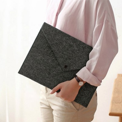 14″ Felt iPad and Document Carry Folder