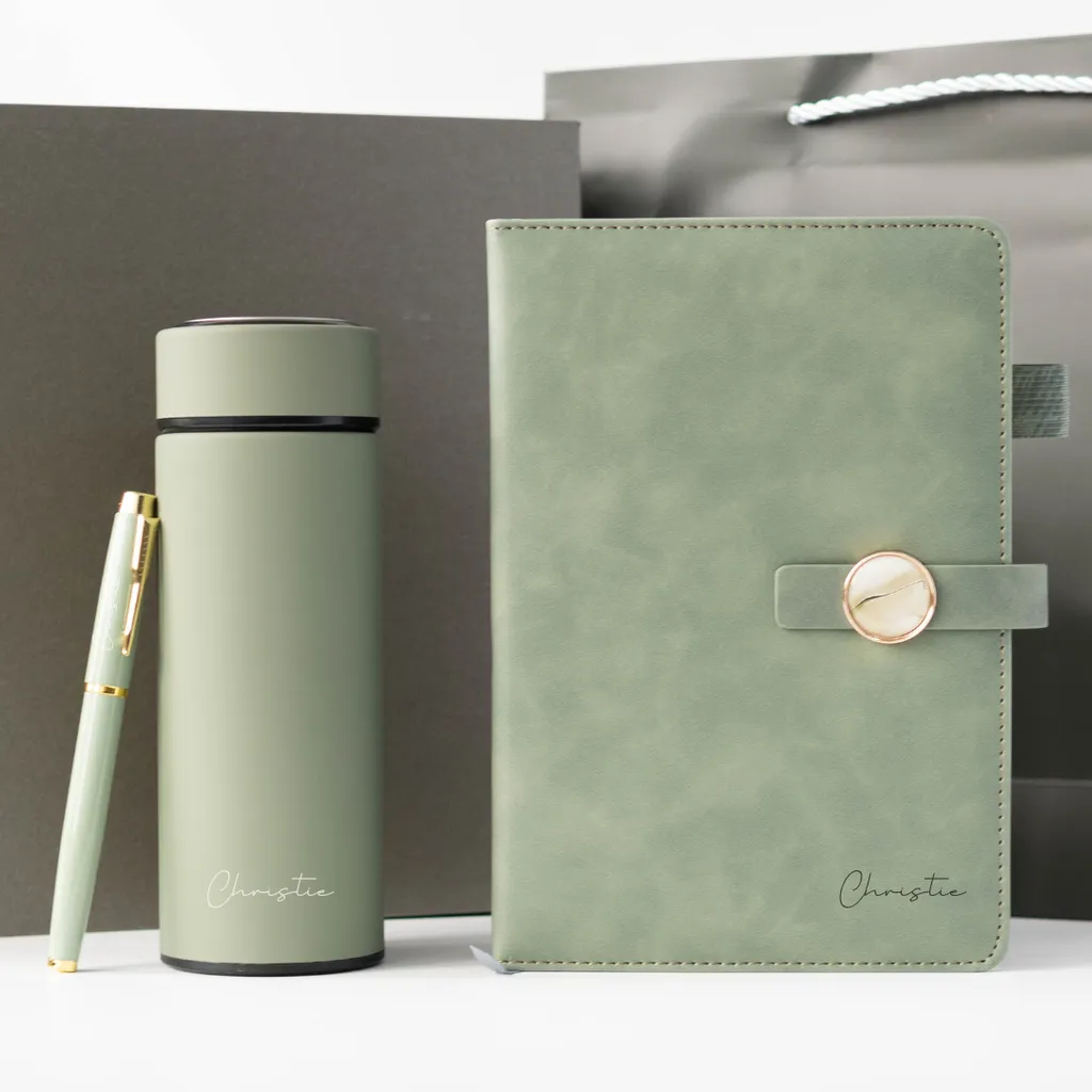 Timeless Notation Kit with Notebook, Pen and Flask - Green