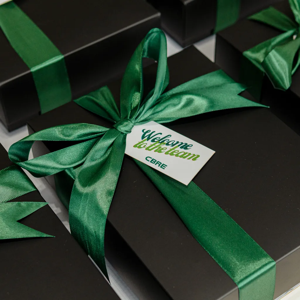 Welcome Gift Set – Thermal Flask, Notebook & Pen - Image 2