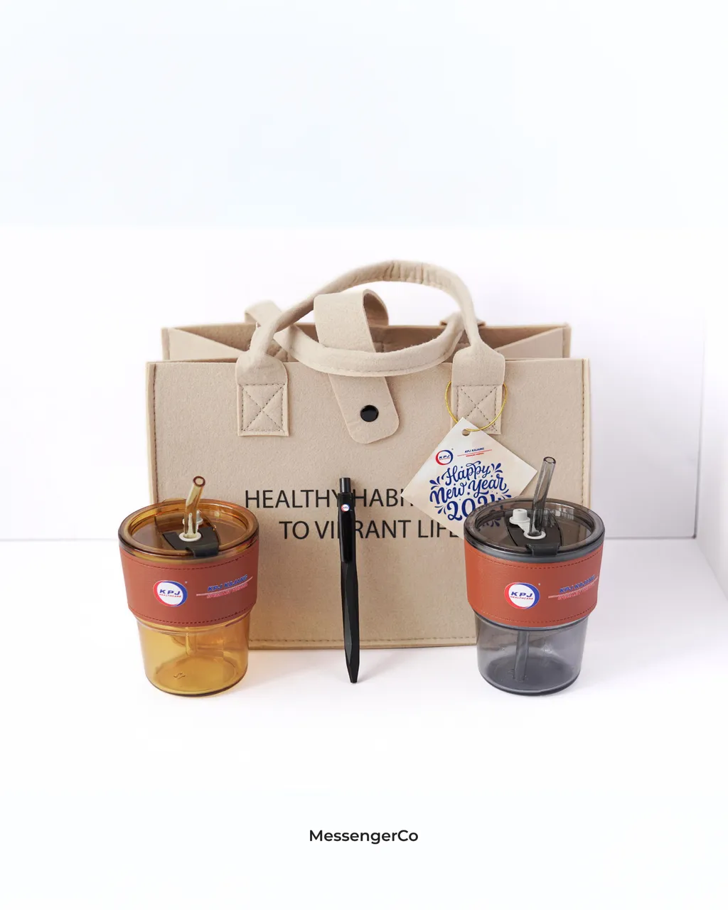 Verve Gift Set – Felt Bag, Glass Mug & Metal Pen