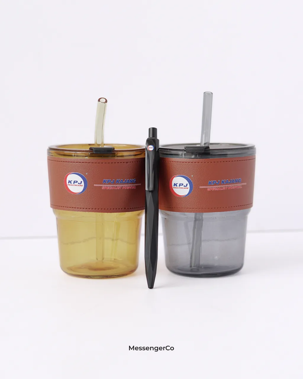 Verve Gift Set – Felt Bag, Glass Mug & Metal Pen - Image 2