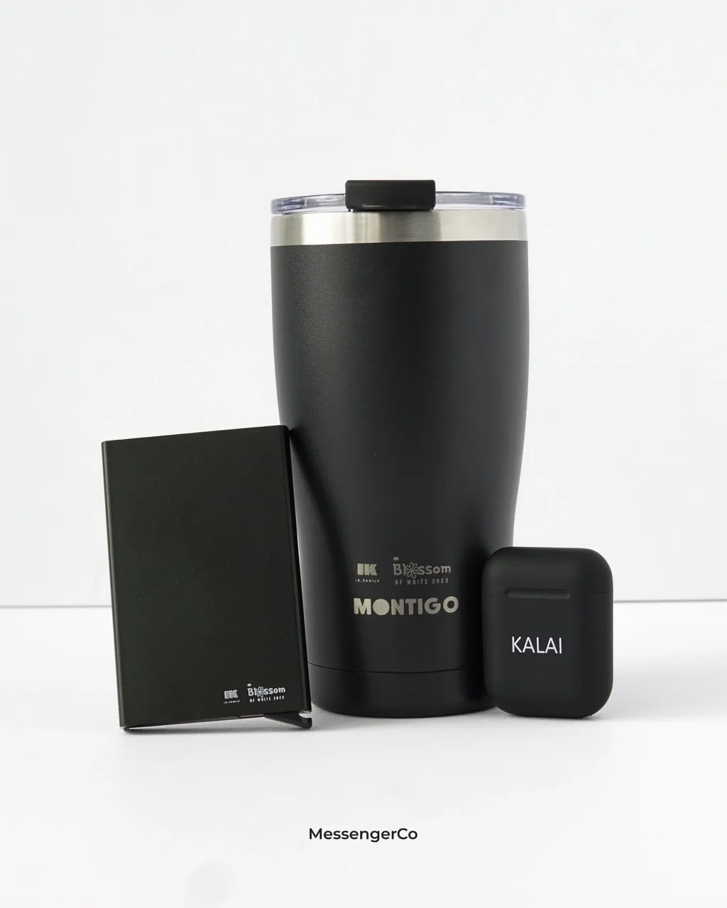 Pique Gift Set – Personalised Earbuds, Card Holder & Tumbler