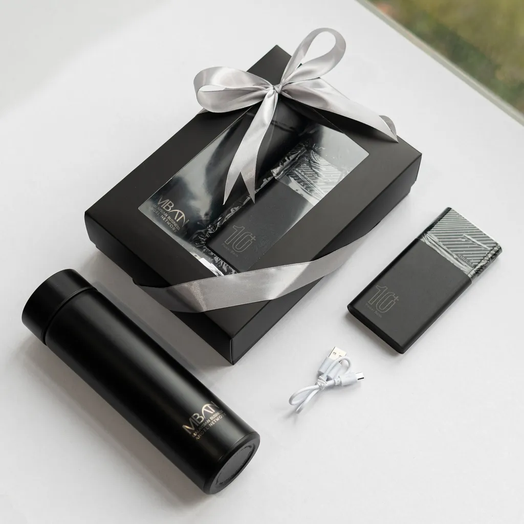 Voltix Gift Set – Power Bank & Thermal Flask