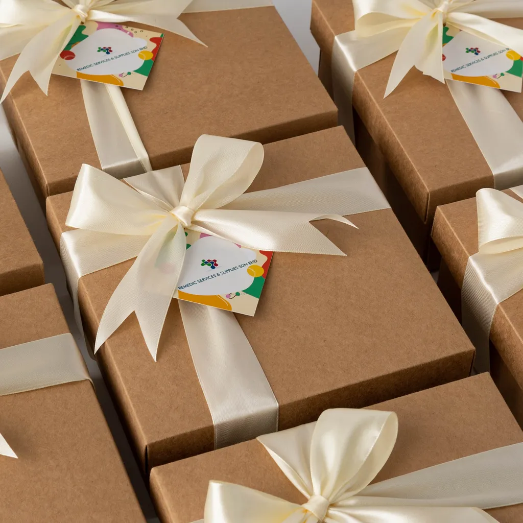 Zenith Gift Set – Mug, Notebook & Pen - Image 7