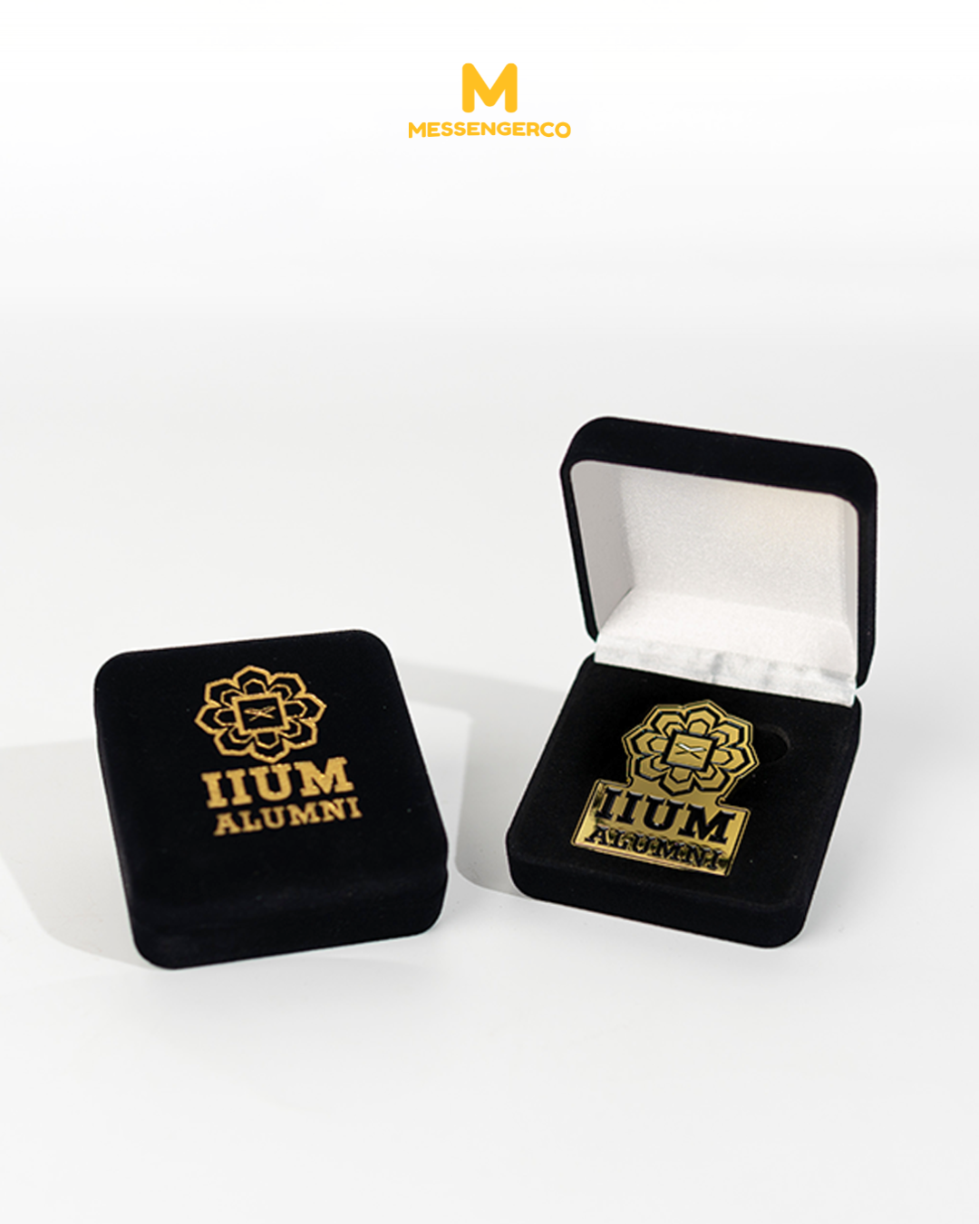 Black & Gold Executive Gift Set – Custom Scarf, Enamel Pin & LED Thermal Flask - Image 4