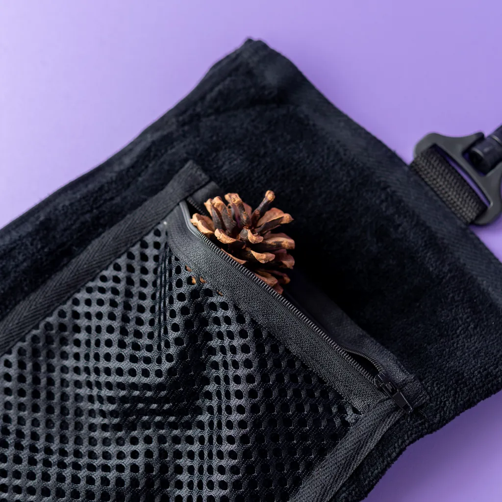 Golf Gift Set – Sports Bottle, Towel & Felt Bag - Image 3