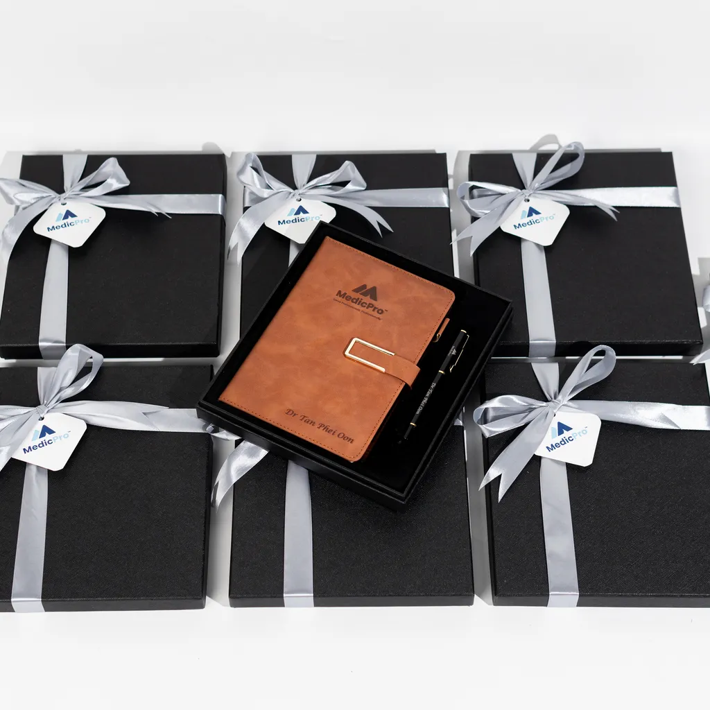 CLASSIC Notebook Pen Gift Set - Brown - Image 4