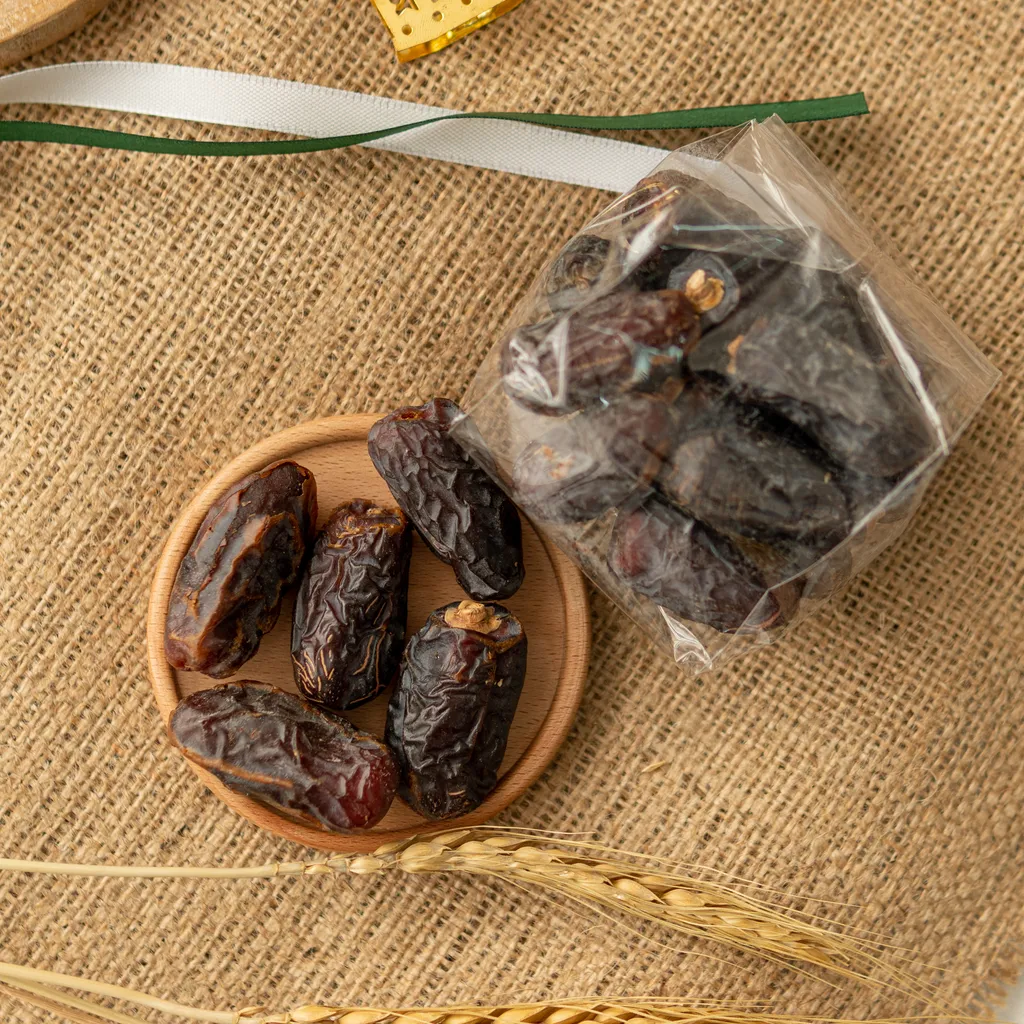 Dahlia Raya Gift Set - Image 3