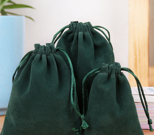 Velvet Drawstring bag 10*12cm - Green