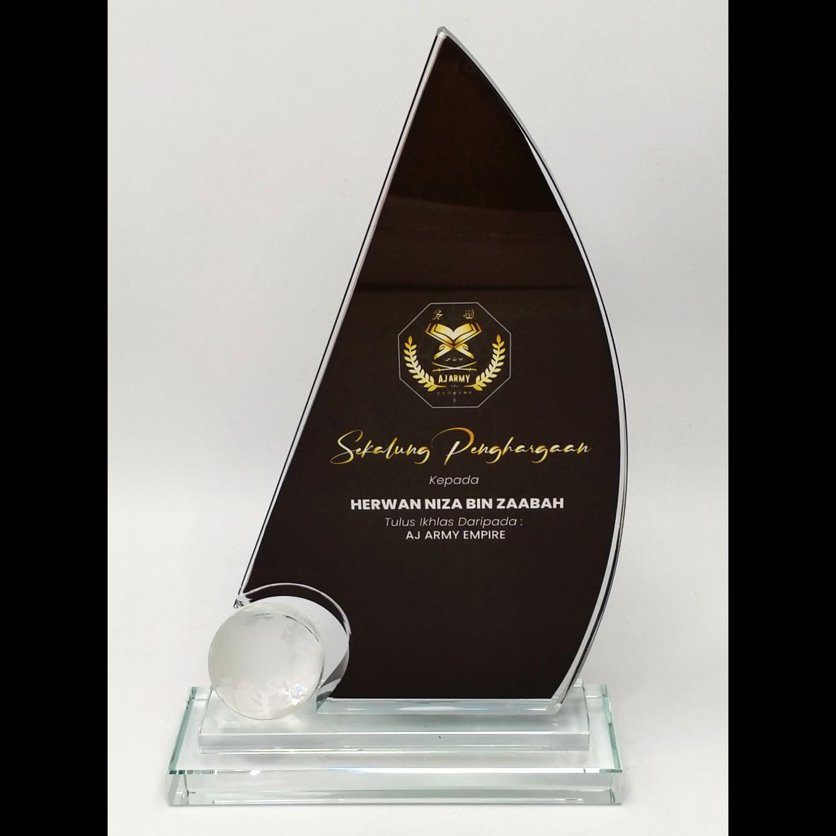 Celestia Sail Crystal Plaque 11*5*17.5cm - Image 6
