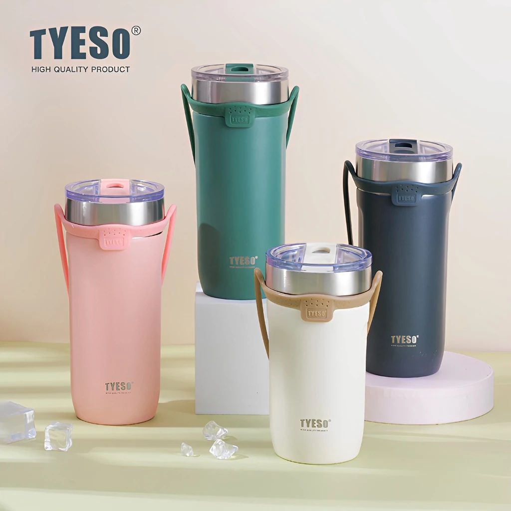 TYESO Vacuum Insulated Tumbler With Straw Handle (710ml) White - Image 2
