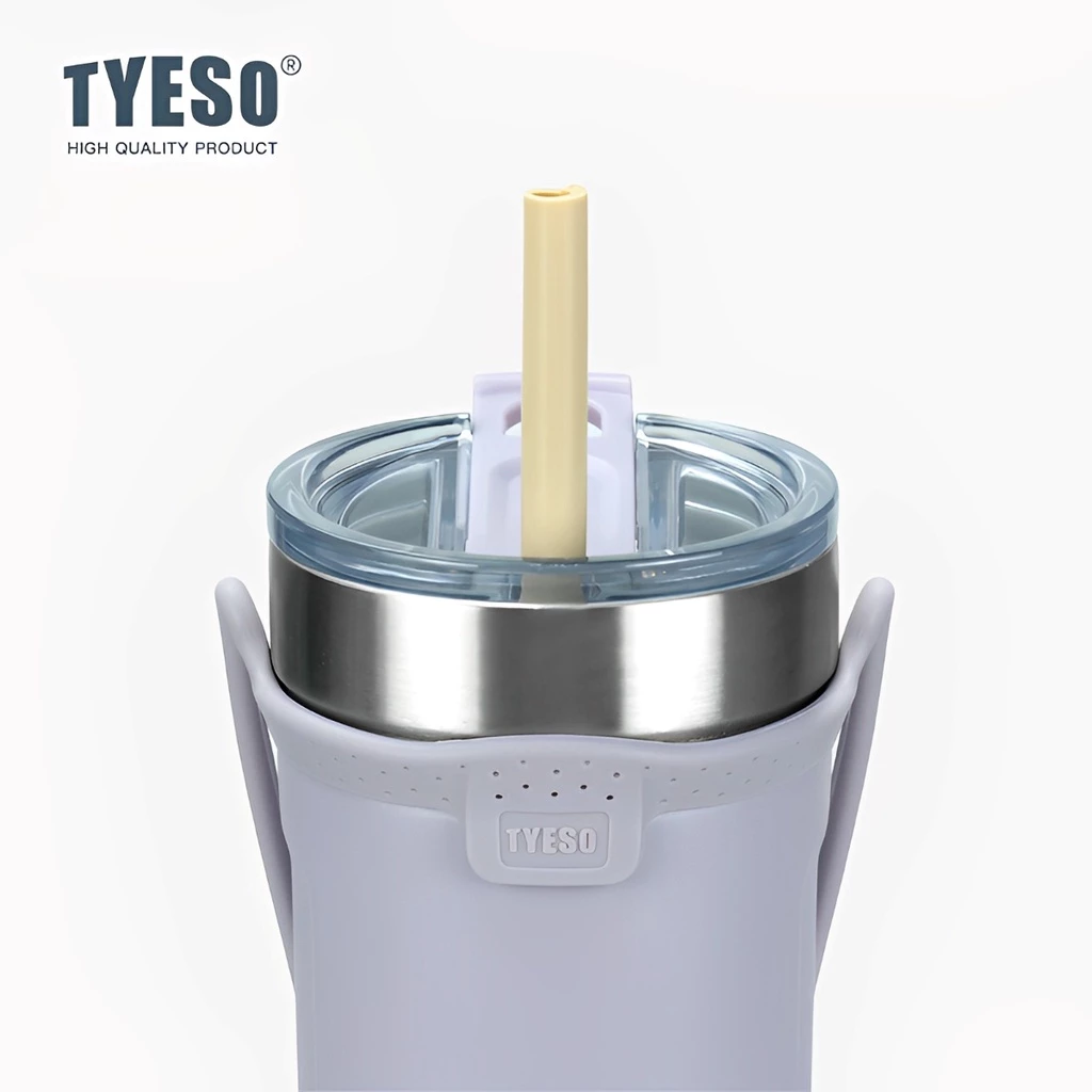 TYESO Vacuum Insulated Tumbler With Straw Handle (710ml) White - Image 4