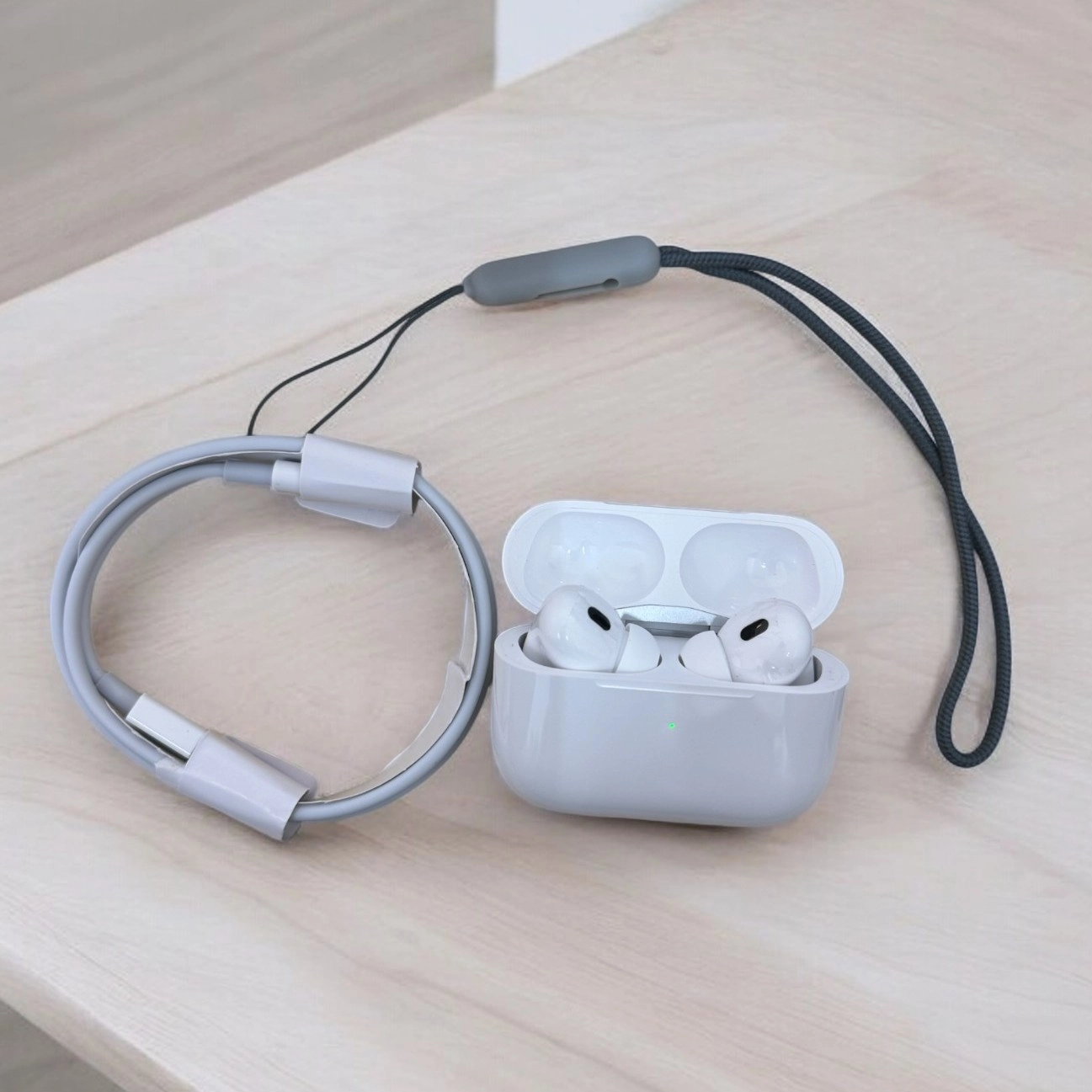 HEARO Wireless Earbuds White