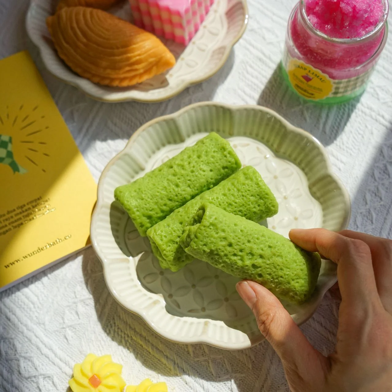 WUNDERBATH Kuih Ketayap Soap