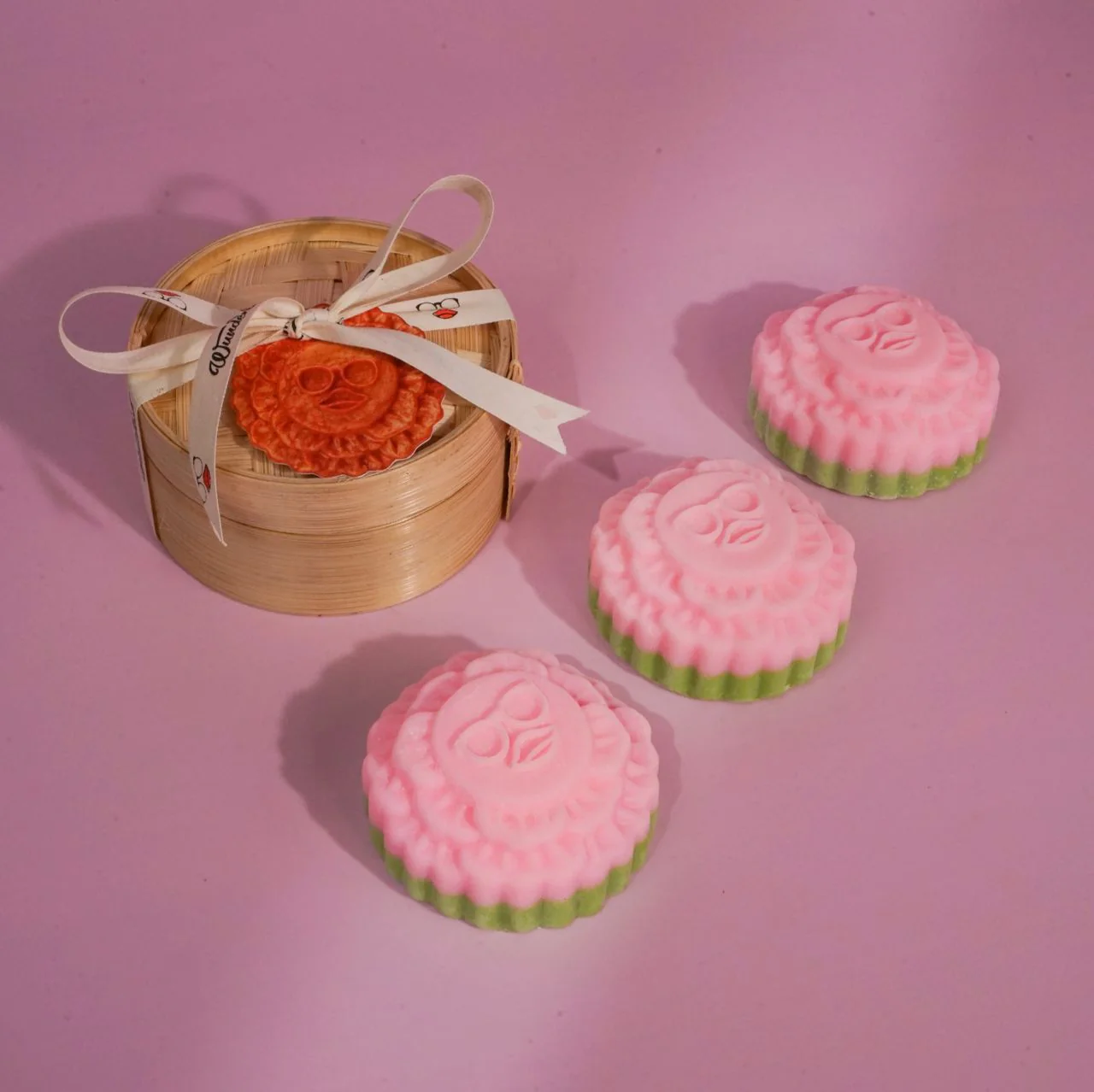WUNDERBATH Snowskin Matcha Daifuku Mooncake Soap (Without Steamer)