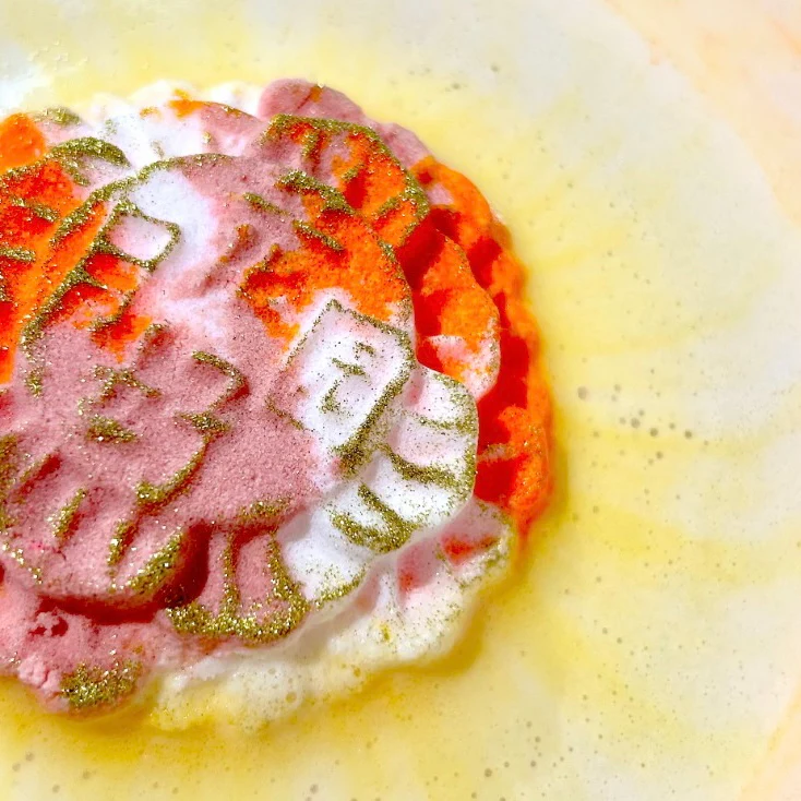 WUNDERBATH Mooncake Bath Bomb